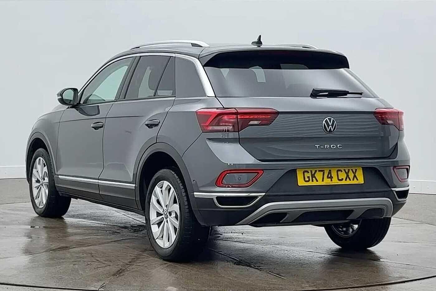 Used Volkswagen T-Roc 2024 for sale - 77602901: Photo 3