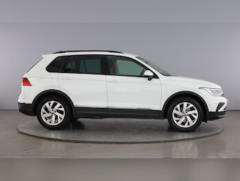 Used Volkswagen Tiguan 2022 for sale - 78926403: Photo