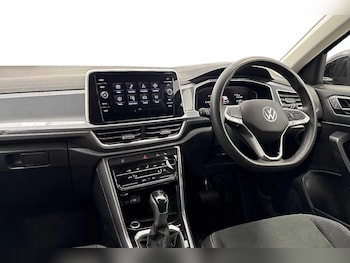 Used Volkswagen T-Roc 2025 for sale - 78804525: Photo