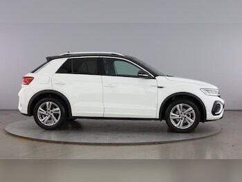 Used Volkswagen T-Roc 2024 for sale - 78078261: Photo