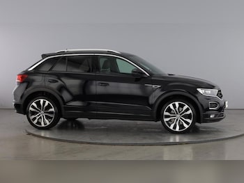 Used Volkswagen T-Roc 2019 for sale - 76664843: Photo