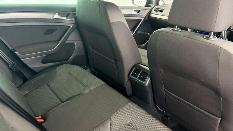 Used Volkswagen Golf 2020 for sale - 77006131: Photo 28