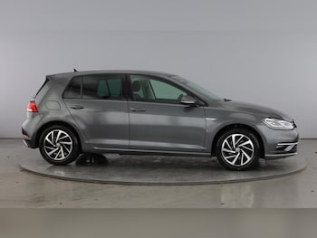 Used Volkswagen Golf 2020 for sale - 77006131: Photo