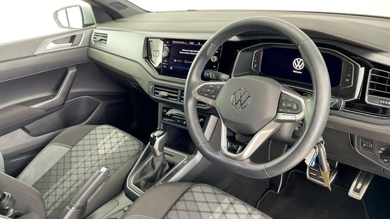 Used Volkswagen Polo 2022 for sale - 77504905: Photo 6