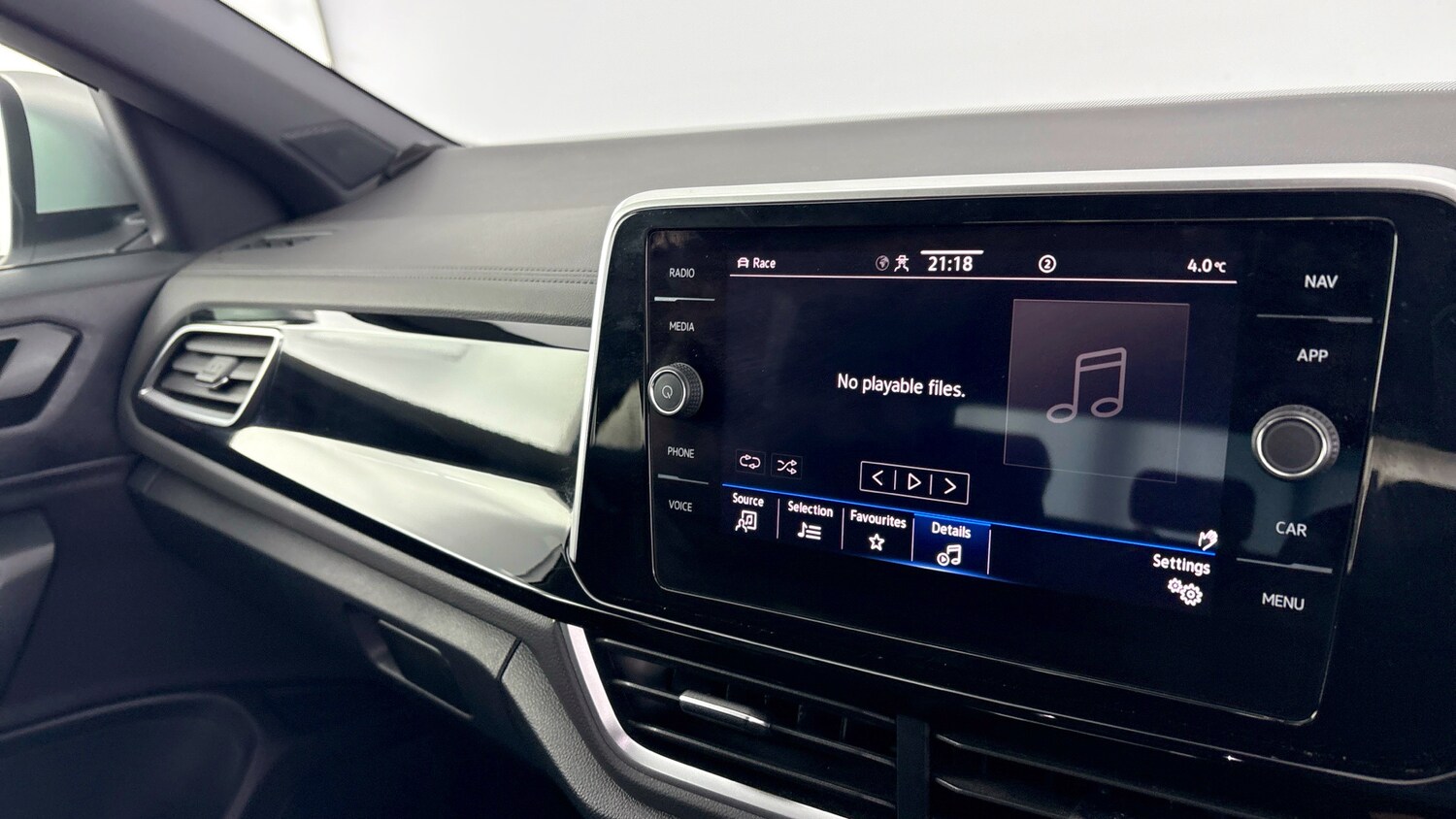 Used Volkswagen T-Roc 2023 for sale - 78014672: Photo 15