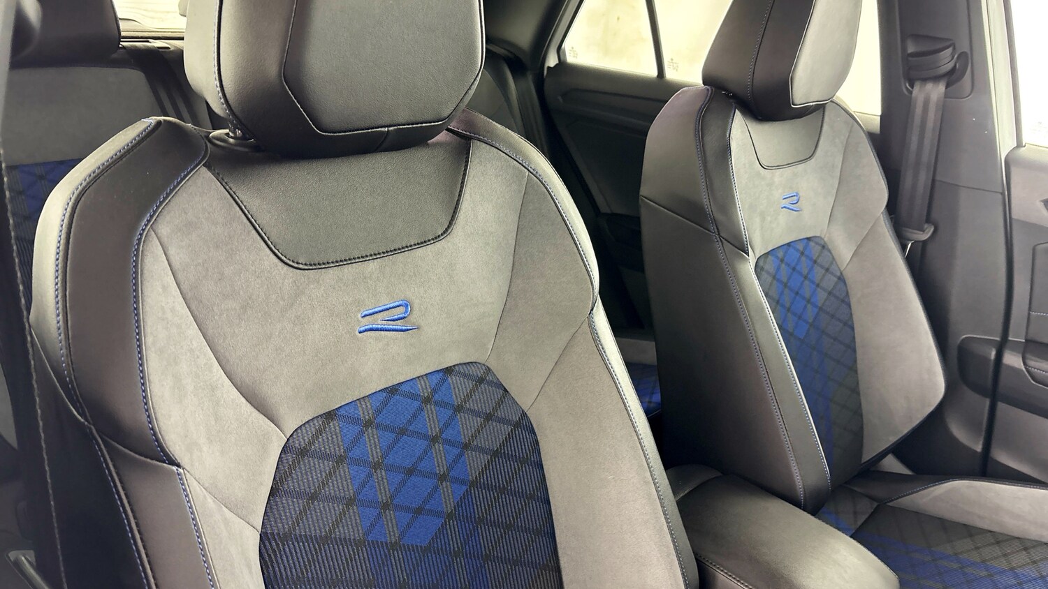 Used Volkswagen T-Roc 2023 for sale - 78014672: Photo 21