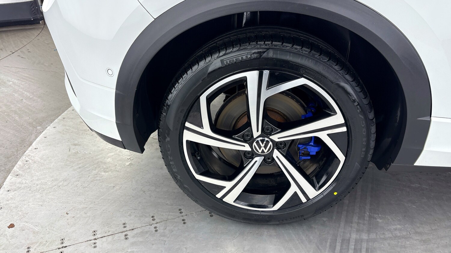 Used Volkswagen T-Roc 2023 for sale - 78014672: Photo 33