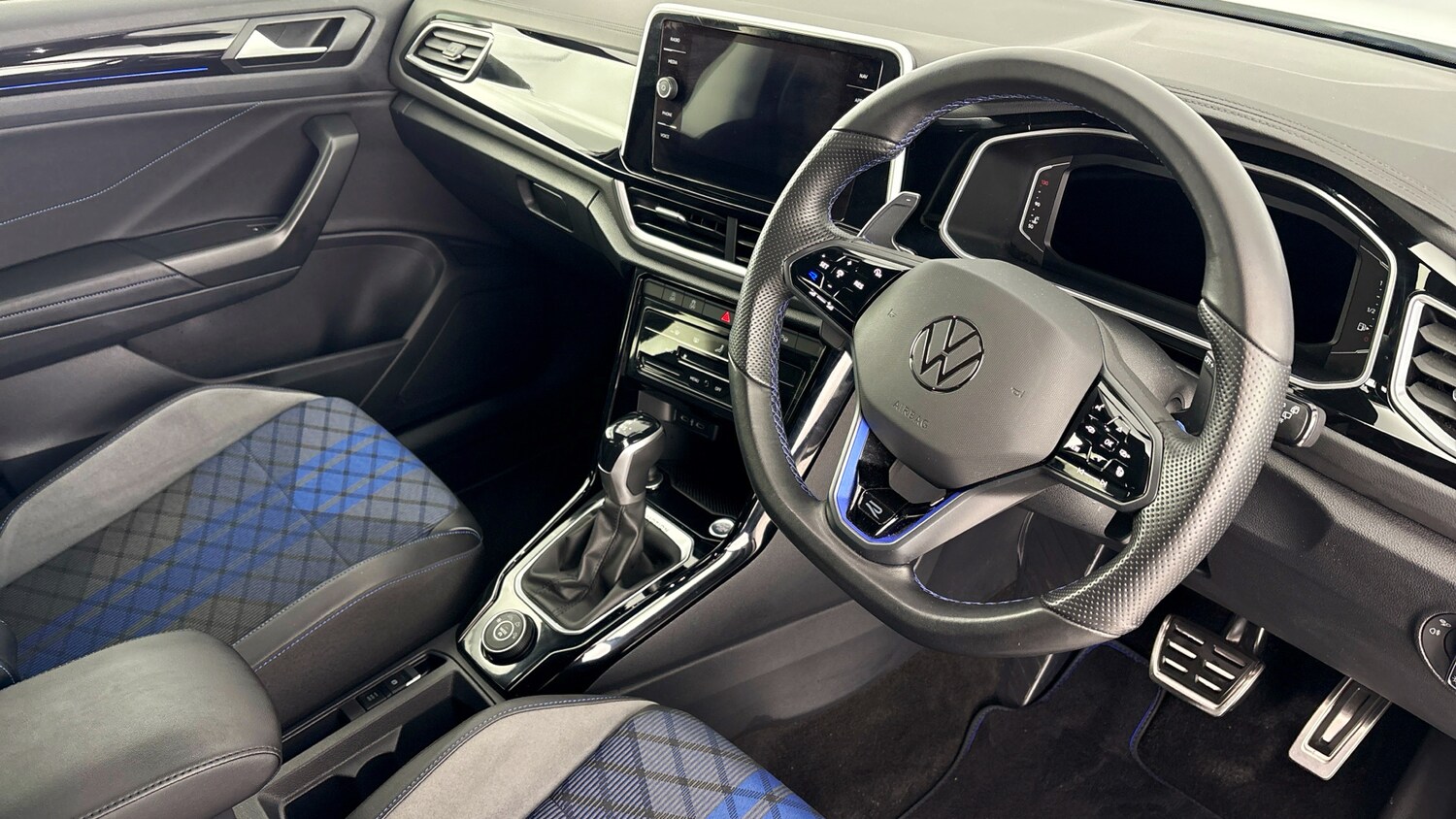 Used Volkswagen T-Roc 2023 for sale - 78014672: Photo 6