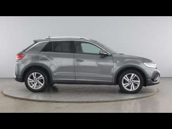 Used Volkswagen T-Roc 2024 for sale - 74041050: Photo