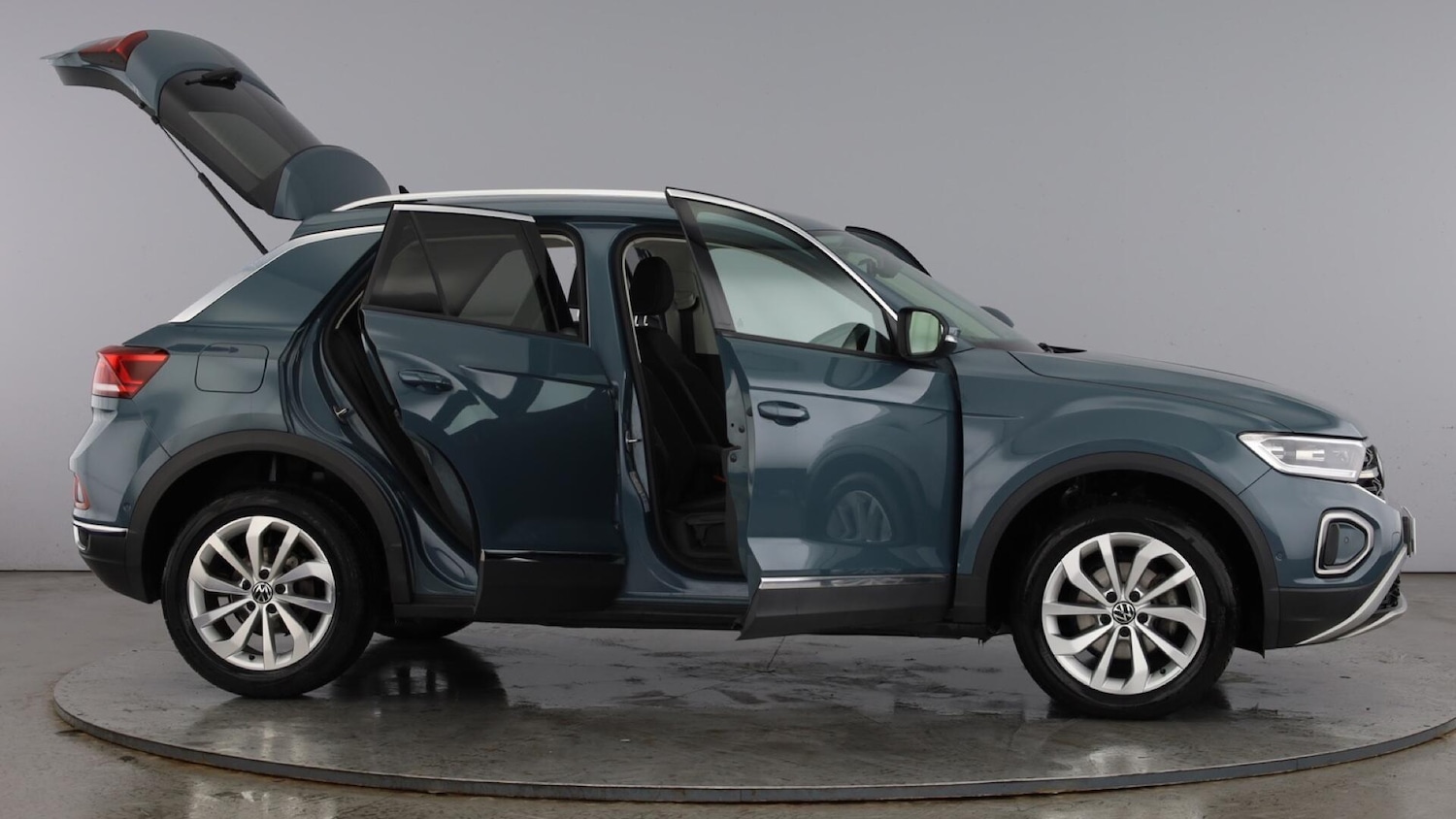 Used Volkswagen T-Roc 2022 for sale - 77845532: Photo 10