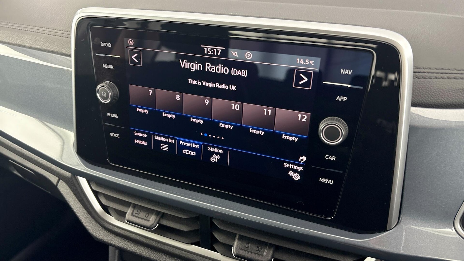 Used Volkswagen T-Roc 2022 for sale - 77845532: Photo 13