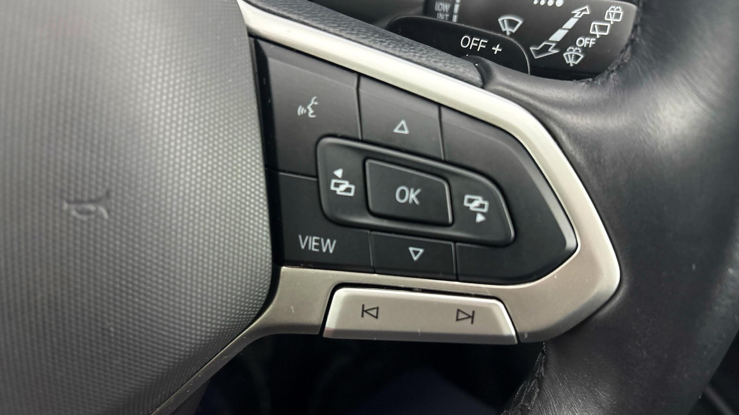 Used Volkswagen T-Roc 2022 for sale - 77845532: Photo 20