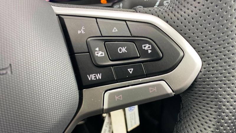 Used Volkswagen T-Roc 2025 for sale - 76722907: Photo 24