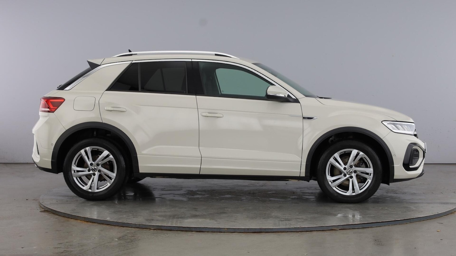 Used Volkswagen T-Roc 2025 for sale - 77515544: Photo 4