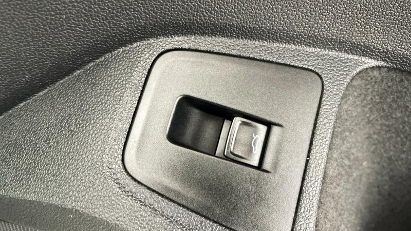 Used Volkswagen Tiguan 2019 for sale - 76476814: Photo 24