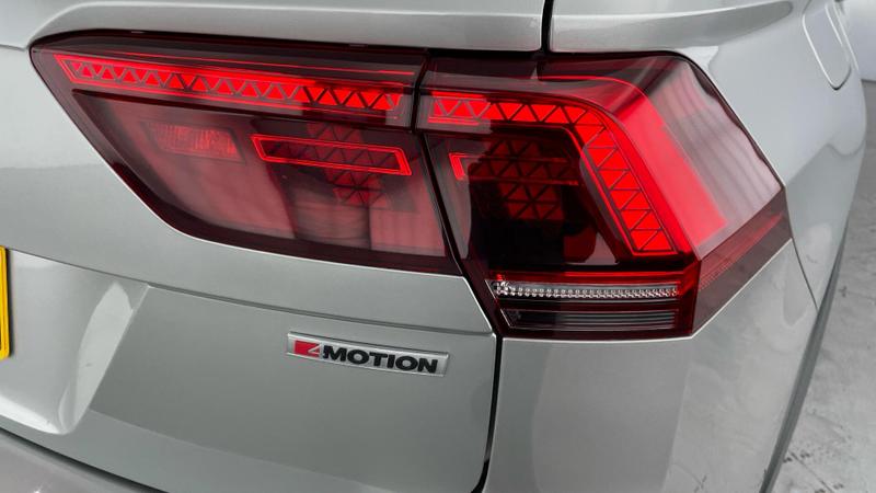 Used Volkswagen Tiguan 2019 for sale - 76476814: Photo 36