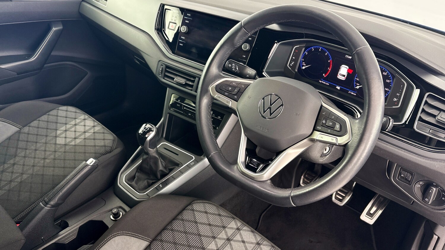 Used Volkswagen Polo 2022 for sale - 77746015: Photo 6