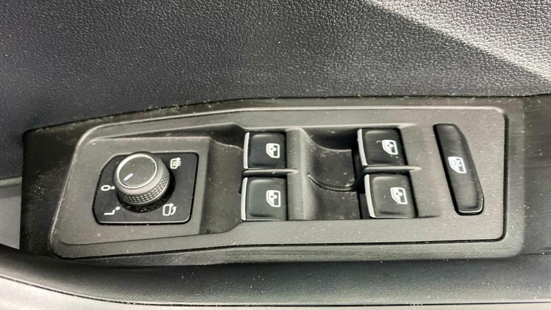 Used Volkswagen T-Roc 2020 for sale - 76722902: Photo 19