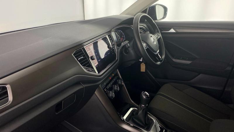 Used Volkswagen T-Roc 2020 for sale - 76722902: Photo 2