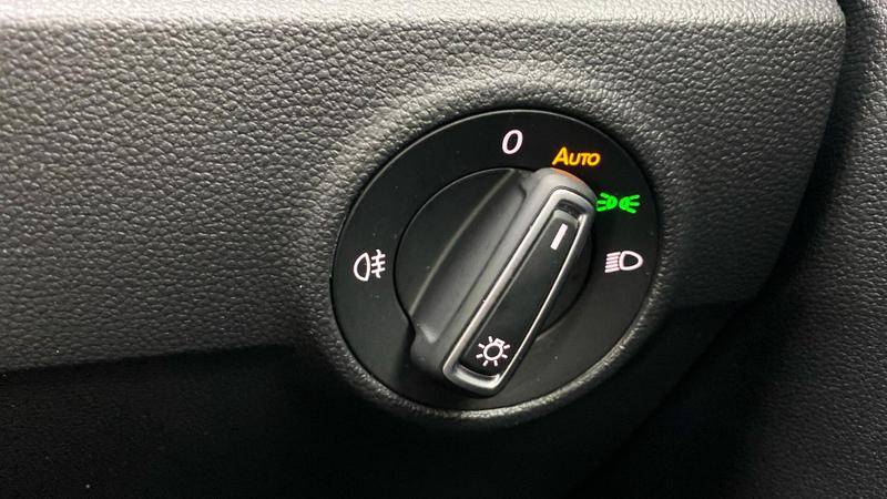 Used Volkswagen T-Roc 2020 for sale - 76722902: Photo 20