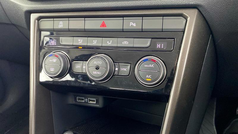 Used Volkswagen T-Roc 2020 for sale - 76722902: Photo 25