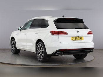 Used Volkswagen Touareg 2019 for sale - 78647055: Photo