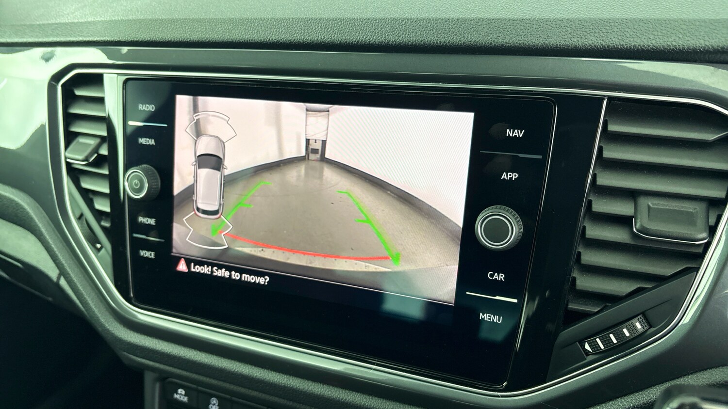 Used Volkswagen T-Roc 2022 for sale - 78078249: Photo 18