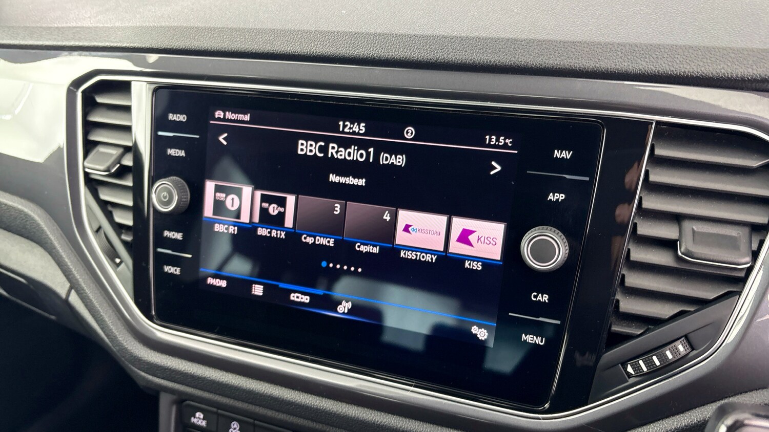 Used Volkswagen T-Roc 2022 for sale - 78078249: Photo 8