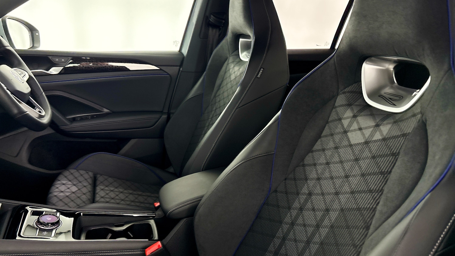 Used Volkswagen Tiguan 2025 for sale - 77603032: Photo 35