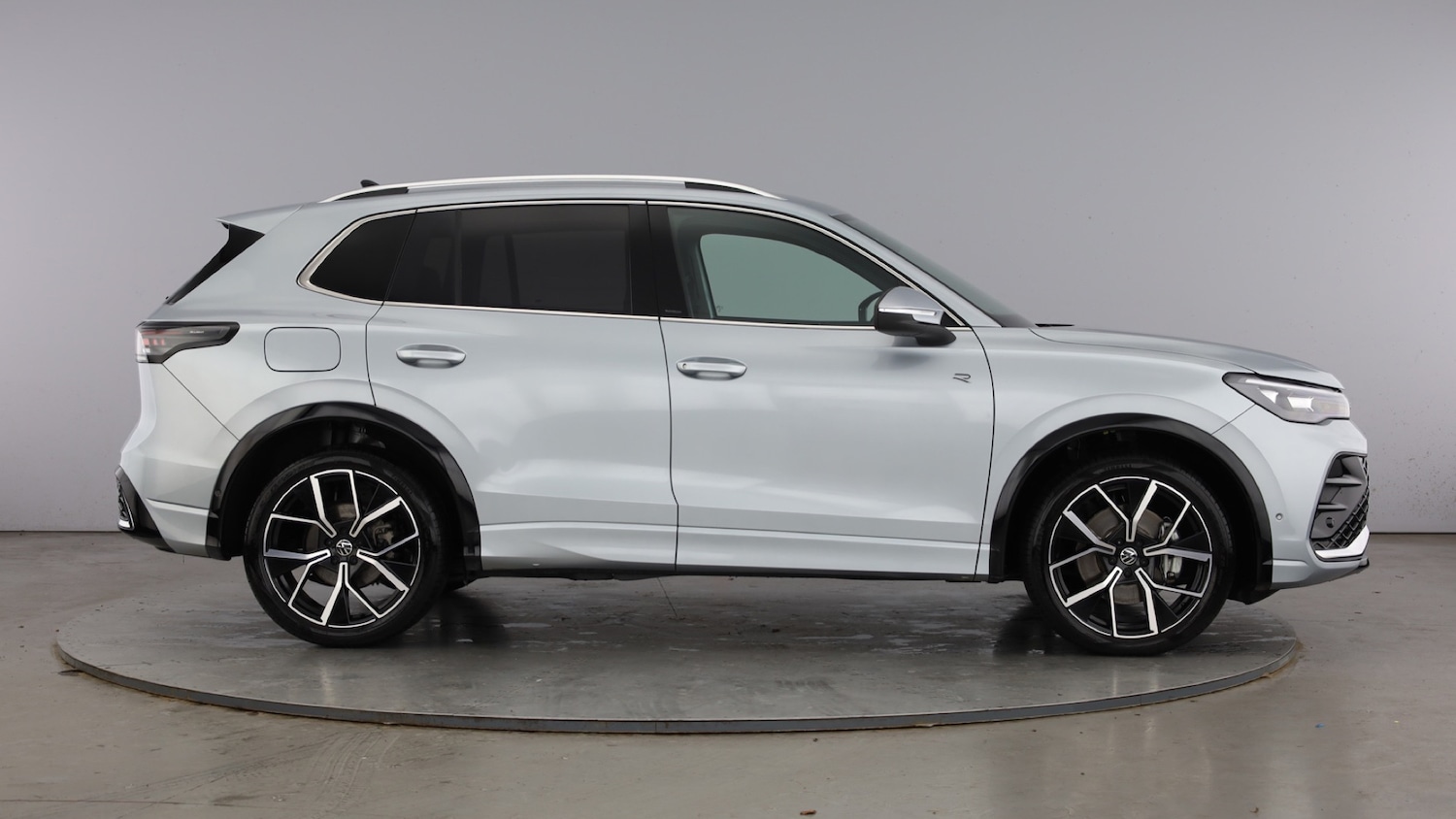 Used Volkswagen Tiguan 2025 for sale - 77603032: Photo 4