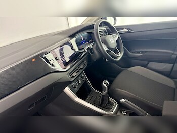 Used Volkswagen Polo 2024 for sale - 78300676: Photo