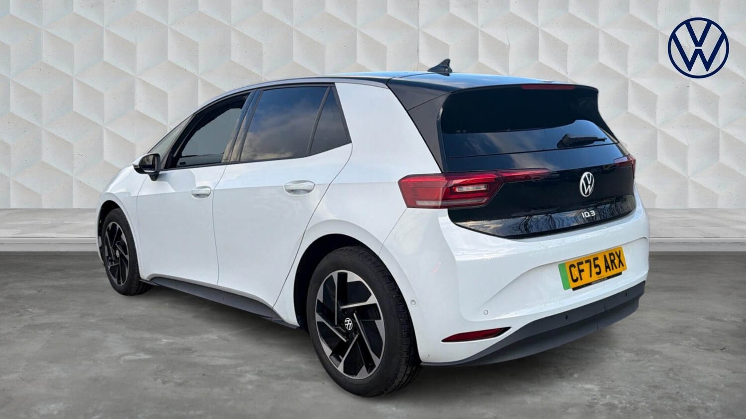 Used Volkswagen ID.3 2025 for sale - 77602880: Photo 3