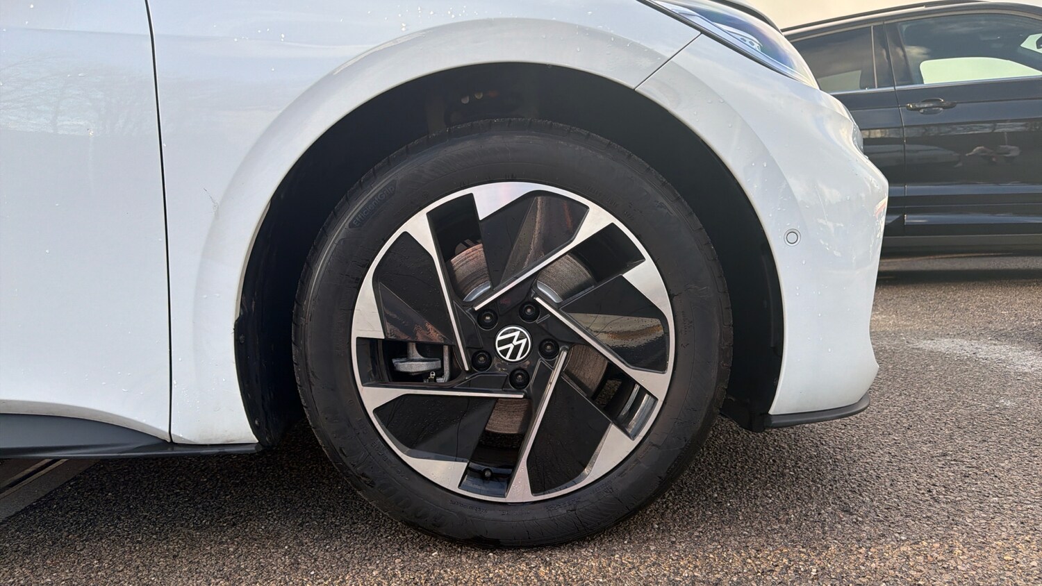 Used Volkswagen ID.3 2025 for sale - 77602880: Photo 5