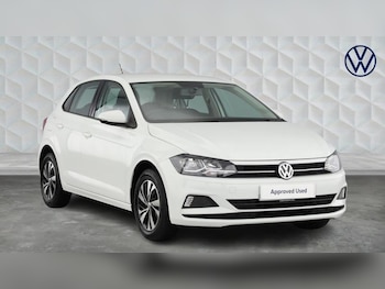 Used Volkswagen Polo 2018 for sale - 76476806: Photo