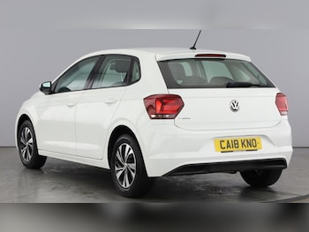 Used Volkswagen Polo 2018 for sale - 76476806: Photo