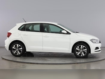 Used Volkswagen Polo 2018 for sale - 76476806: Photo