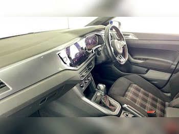 Used Volkswagen Polo 2021 for sale - 76329671: Photo