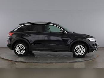 Used Volkswagen T-Roc 2022 for sale - 79545812: Photo