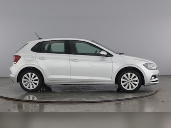 Used Volkswagen Polo 2019 for sale - 77515537: Photo