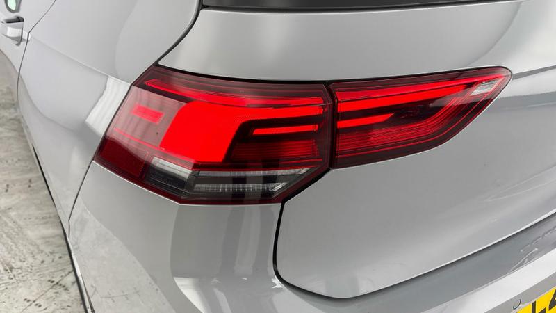 Used Volkswagen Golf 2023 for sale - 77161084: Photo 30