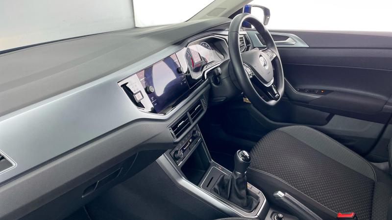 Used Volkswagen Polo 2021 for sale - 76329668: Photo 2