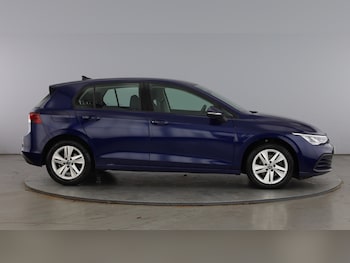 Used Volkswagen Golf 2024 for sale - 78106500: Photo