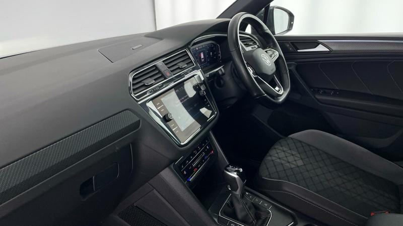 Used Volkswagen Tiguan 2023 for sale - 76534430: Photo 2