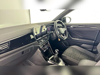 Used Volkswagen T-Roc 2023 for sale - 79137674: Photo