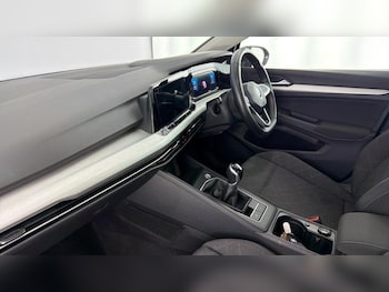 Used Volkswagen Golf 2022 for sale - 76038232: Photo
