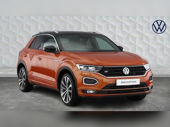 Used Volkswagen T-Roc 2020 for sale - 76476802: Photo