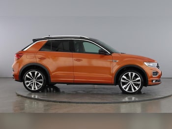 Used Volkswagen T-Roc 2020 for sale - 76476802: Photo