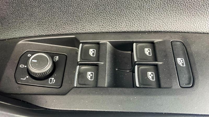 Used Volkswagen Taigo 2023 for sale - 76931248: Photo 19