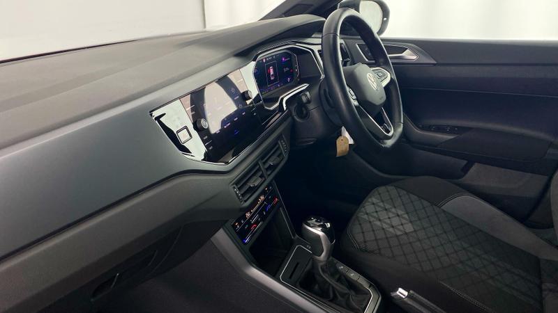 Used Volkswagen Taigo 2023 for sale - 76931248: Photo 2