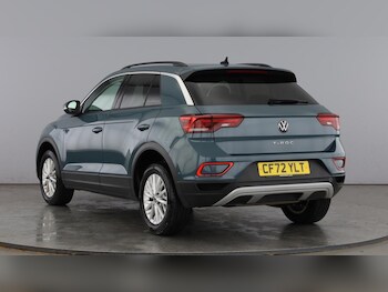 Used Volkswagen T-Roc 2023 for sale - 77504950: Photo